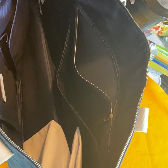 Draper James Savannah Blue Denim and White Weekender Zippered Tote, NWT - Picture 9 of 16